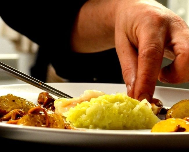 Dressage chef restaurant Abbaye la Sauve gastronomique traditionnel Créon